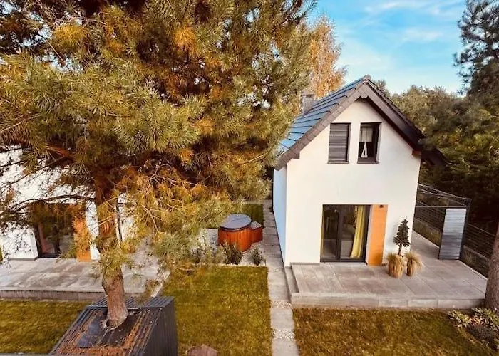 With Jacuzzi, For 4 People Dom wakacyjny Rozewie