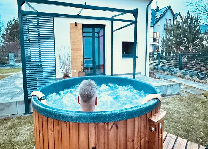 With Jacuzzi, For 4 People Rozewie